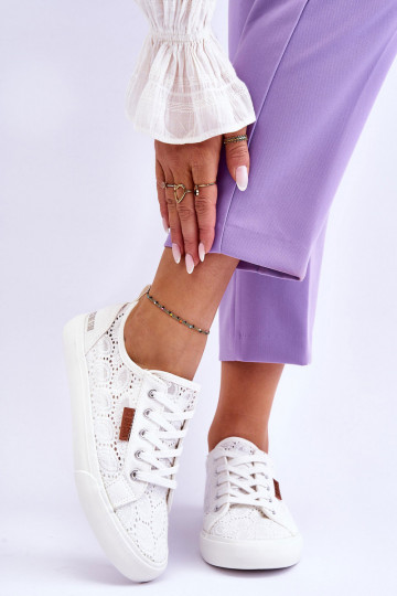 mit Spitzenmotiven Sneakers BIG STAR W274925 weiße Farbe