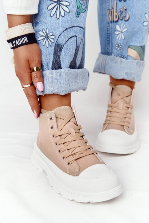 Hellbraune Trissy-Freizeitschuhe mit breiten Sohlen Hellbraune Trissy-Freizeitschuhe mit breiten Sohlen