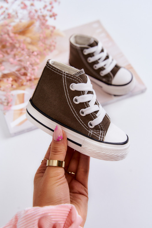 Kinder-Freizeitschuhe mit Sohle in der Farbe Khaki von Filemon Kinder-Freizeitschuhe mit Sohle in der Farbe Khaki von Filemon