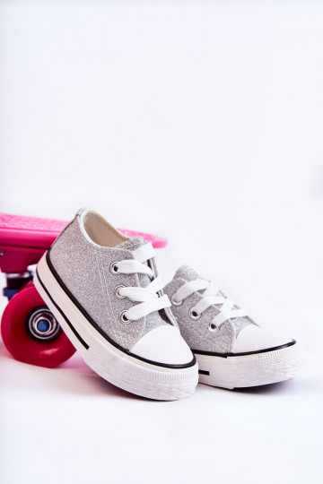Kinder-Freizeitschuhe mit Riemen in der Farbe Silber von Wella 2