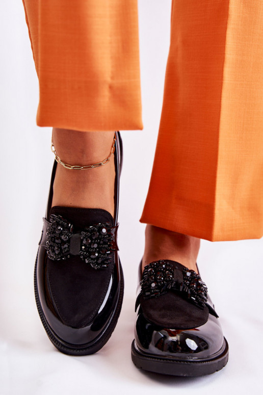 Lackschuhe mit Bändern in Schwarz Laurent Lackschuhe mit Bändern in Schwarz Laurent
