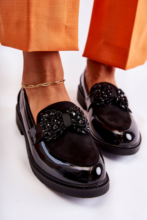 Lackschuhe mit Bändern in Schwarz Laurent Lackschuhe mit Bändern in Schwarz Laurent