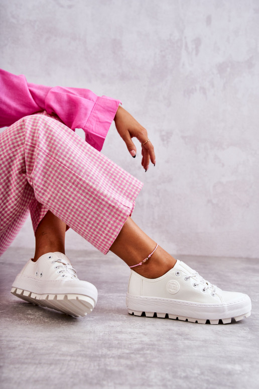 mit Lackeffekt Freizeitschuhe Big Star KK274045 weiße Farbe mit Lackeffekt Freizeitschuhe Big Star KK274045 weiße Farbe