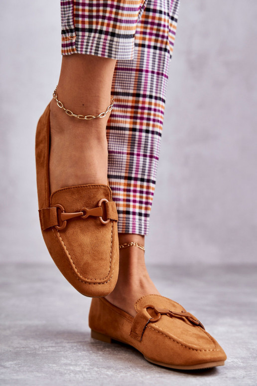 Hergestellt aus Wildleder-Mokassins mit Ornamenten in der braunen Farbe Santi Hergestellt aus Wildleder-Mokassins mit Ornamenten in der braunen Farbe Santi