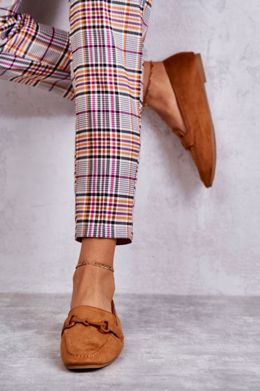 Hergestellt aus Wildleder-Mokassins mit Ornamenten in der braunen Farbe Santi Hergestellt aus Wildleder-Mokassins mit Ornamenten in der braunen Farbe Santi