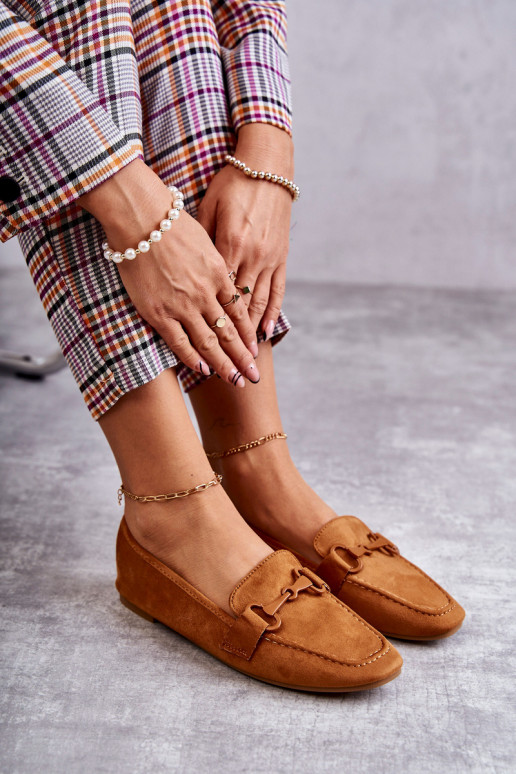 Hergestellt aus Wildleder-Mokassins mit Ornamenten in der braunen Farbe Santi Hergestellt aus Wildleder-Mokassins mit Ornamenten in der braunen Farbe Santi