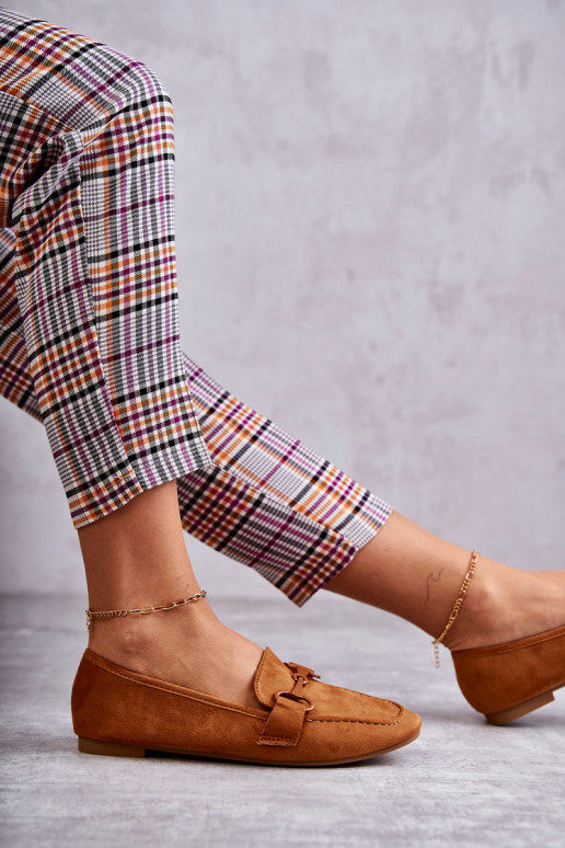 Hergestellt aus Wildleder-Mokassins mit Ornamenten in der braunen Farbe Santi Hergestellt aus Wildleder-Mokassins mit Ornamenten in der braunen Farbe Santi