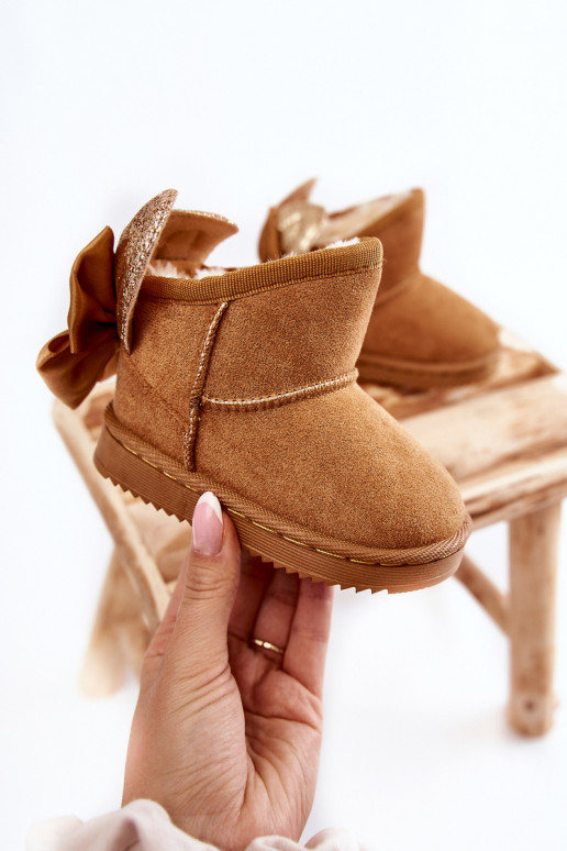 Warme Kinder-Schneestiefel mit Bändern in der braunen Farbe Meriva Warme Kinder-Schneestiefel mit Bändern in der braunen Farbe Meriva