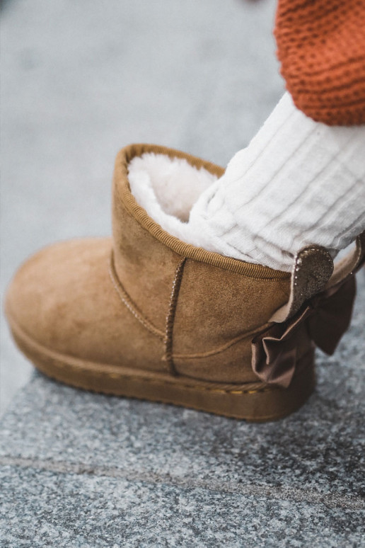 Warme Kinder-Schneestiefel mit Bändern in der braunen Farbe Meriva Warme Kinder-Schneestiefel mit Bändern in der braunen Farbe Meriva