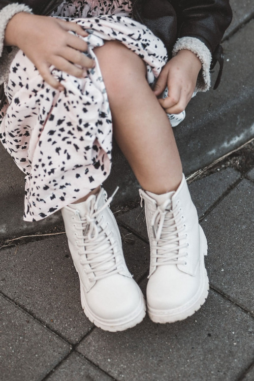 Kinderstiefel mit Reißverschlüssen beige Omua