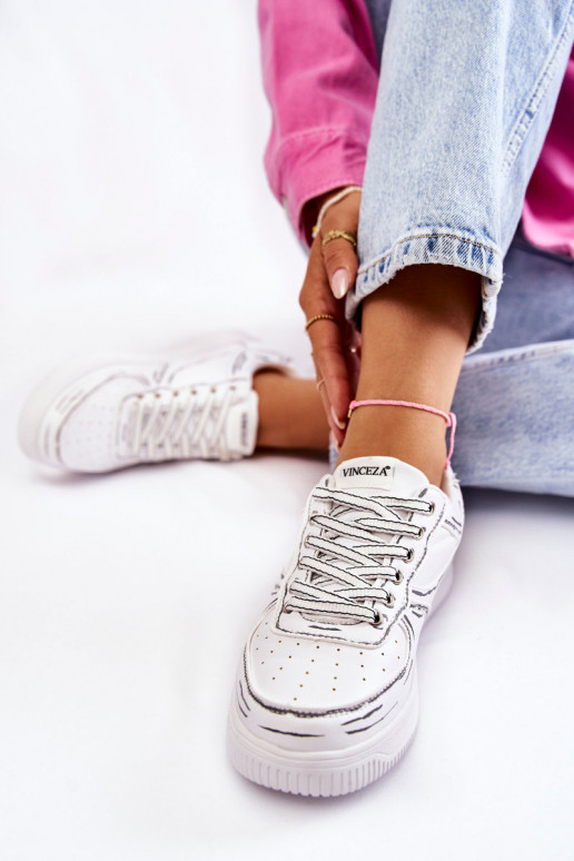 Sportschuhe in weißer Farbe Solveig Sportschuhe in weißer Farbe Solveig