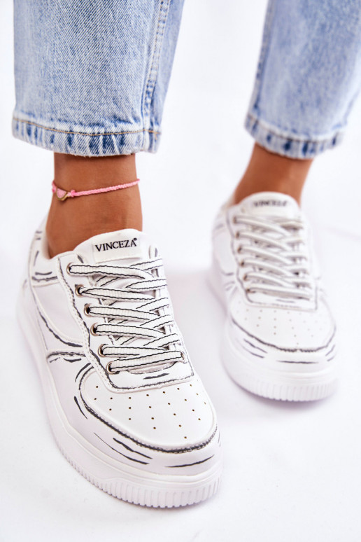 Sportschuhe in weißer Farbe Solveig Sportschuhe in weißer Farbe Solveig