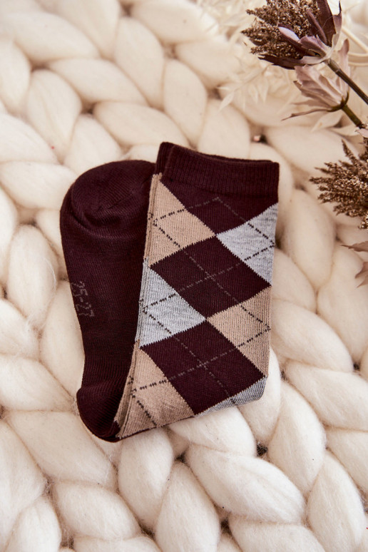 Lange Socken mit Karomuster 5 Stk. Verschiedene Farben Lange Socken mit Karomuster 5 Stk. Verschiedene Farben