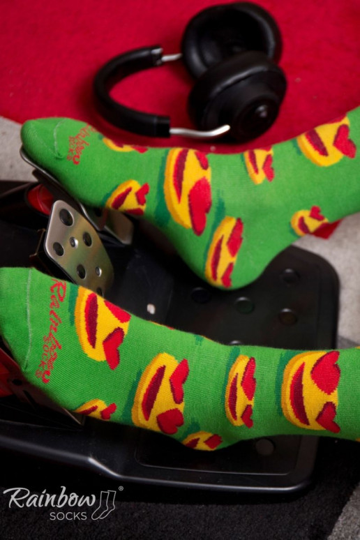 3 Paar farbige Socken in einer Box 3 Paar farbige Socken in einer Box