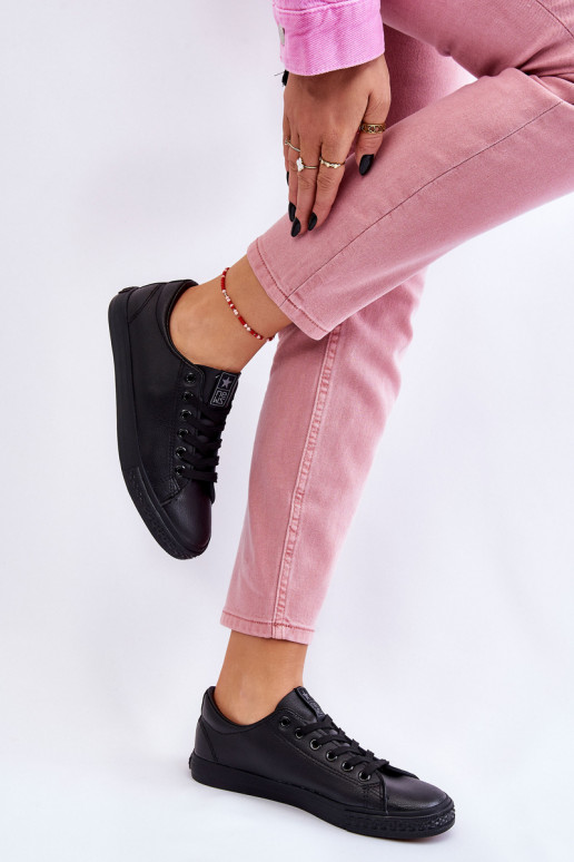 mit Riemen Klassisches Modell von Freizeitschuhen in der Farbe Schwarz von Misima