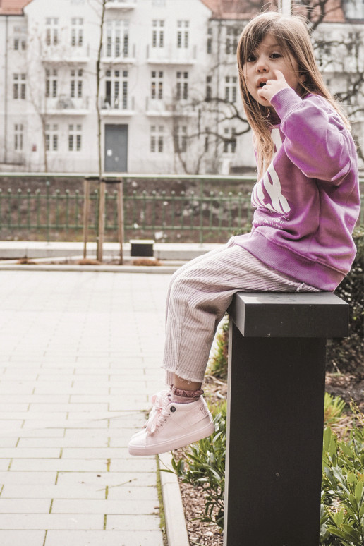 Klassische Freizeitschuhe für Kinder mit Stiefel Big Star LL374003 in rosa Farbe Klassische Freizeitschuhe für Kinder mit Stiefel Big Star LL374003 in rosa Farbe