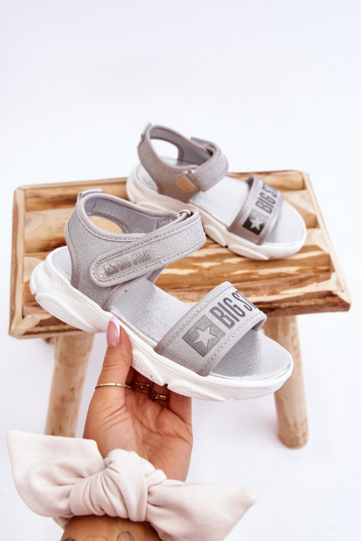 Kindersandalen mit Klebeverschlüssen Big Star LL374194 in der Farbe Silber Kindersandalen mit Klebeverschlüssen Big Star LL374194 in der Farbe Silber