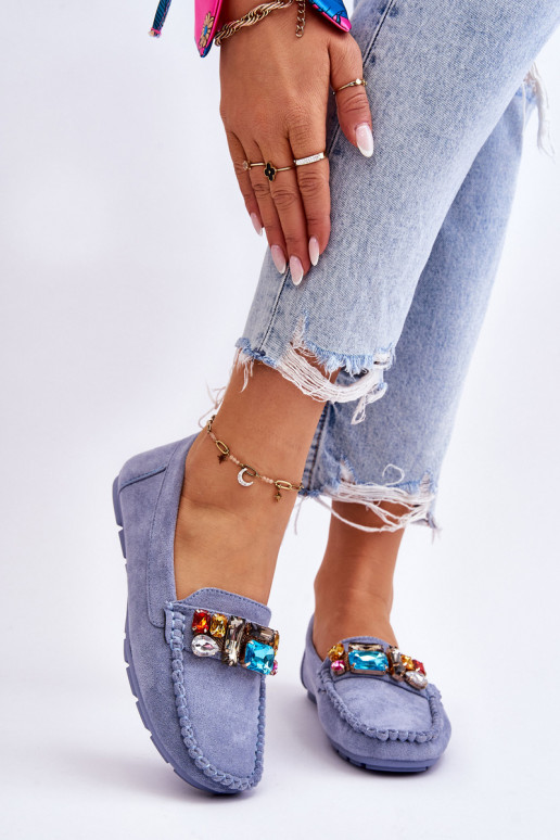 Elegante Wildleder-Mokassins mit glänzenden Ösen in der blauen Lucille-Farbe Elegante Wildleder-Mokassins mit glänzenden Ösen in der blauen Lucille-Farbe