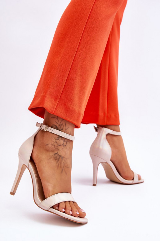 Sandale mit hohen Absätzen Beige Rayden Sandale mit hohen Absätzen Beige Rayden