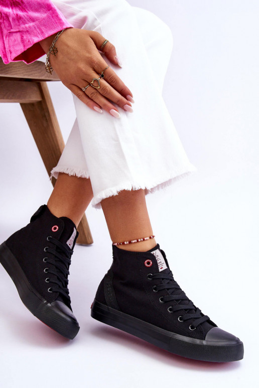 Cross Jeans LL2R4088C schwarze Freizeitschuhe des klassischen Modells Cross Jeans LL2R4088C schwarze Freizeitschuhe des klassischen Modells