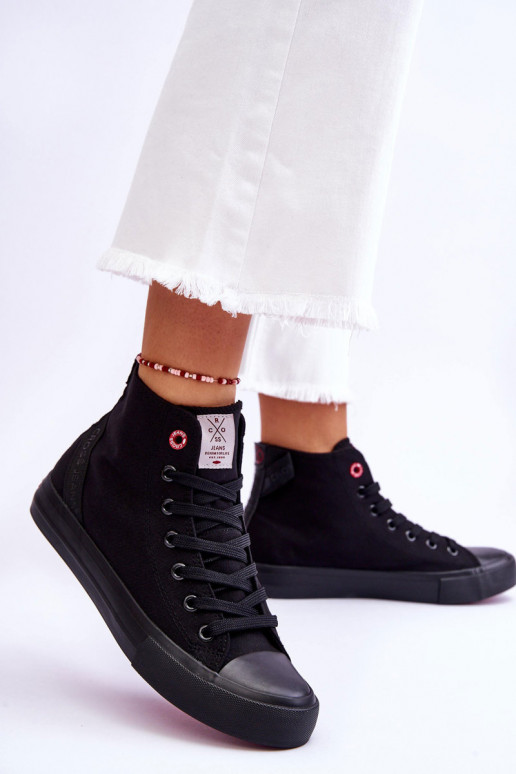 Cross Jeans LL2R4088C schwarze Freizeitschuhe des klassischen Modells Cross Jeans LL2R4088C schwarze Freizeitschuhe des klassischen Modells