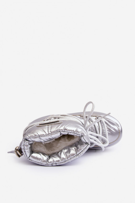 Gewärmte Kinder-Schneestiefel mit silbernen Schnürsenkeln von Colina Gewärmte Kinder-Schneestiefel mit silbernen Schnürsenkeln von Colina