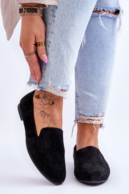 Hergestellt aus Wildleder-Mokassins in der Farbe Schwarz von Giovana Hergestellt aus Wildleder-Mokassins in der Farbe Schwarz von Giovana