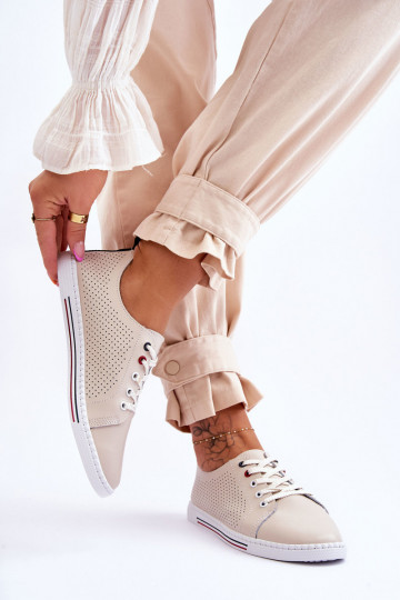 mit durchbrochenen Elementen Freizeitschuhe beige Farbe Ferone 2