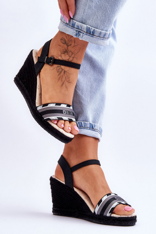 Bequeme Plateausandalen Big Star LL274877 schwarz Bequeme Plateausandalen Big Star LL274877 schwarz