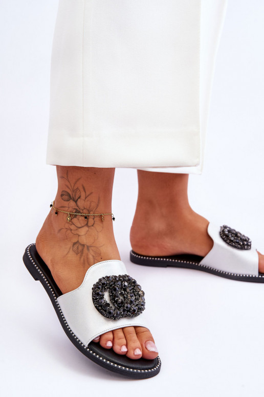 Hausschuhe mit schönen Details S.Barski KV-520-3 silberfarben Hausschuhe mit schönen Details S.Barski KV-520-3 silberfarben