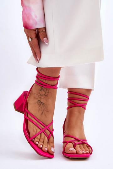 Hochhackige Schuhe mit Riemchen in rosa Farbe Secret Love