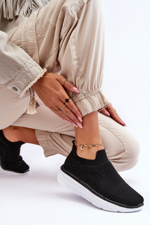 Sportschuhe des widerstandsfähigen Modells in der schwarzen Farbe Ferive Sportschuhe des widerstandsfähigen Modells in der schwarzen Farbe Ferive