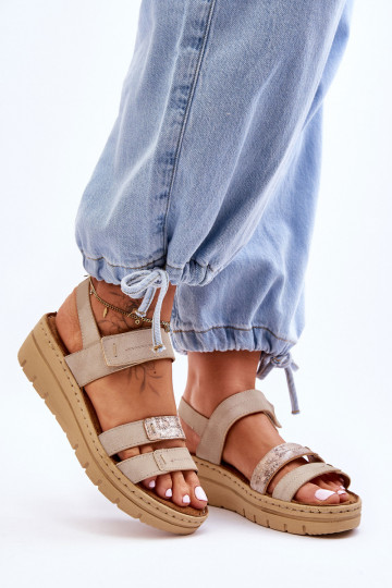 Sandalen mit Klebeverschlüssen beige Fresh Look
