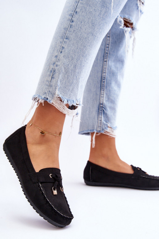 Klassische Wildledermokassins in Schwarz von Good Time Klassische Wildledermokassins in Schwarz von Good Time