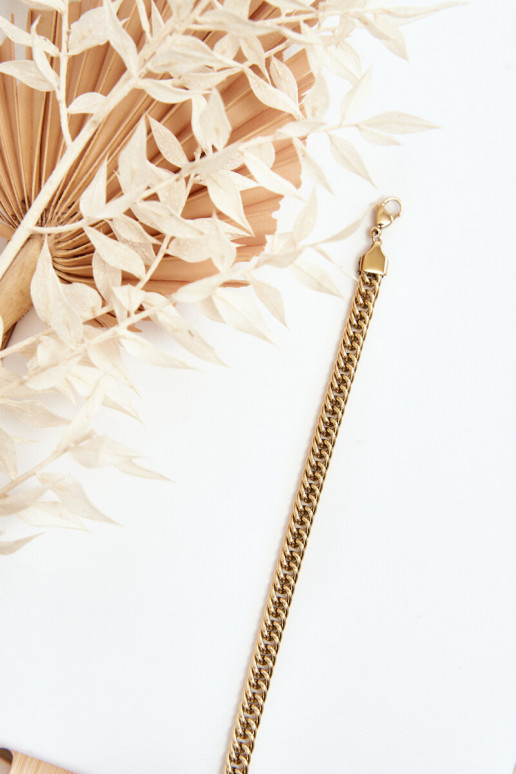 Das Armband ist aus Gold Das Armband ist aus Gold