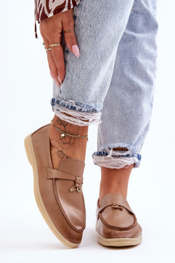 Klassisches Damen-Mokassin-Modell in der braunen Farbe Cortez 2