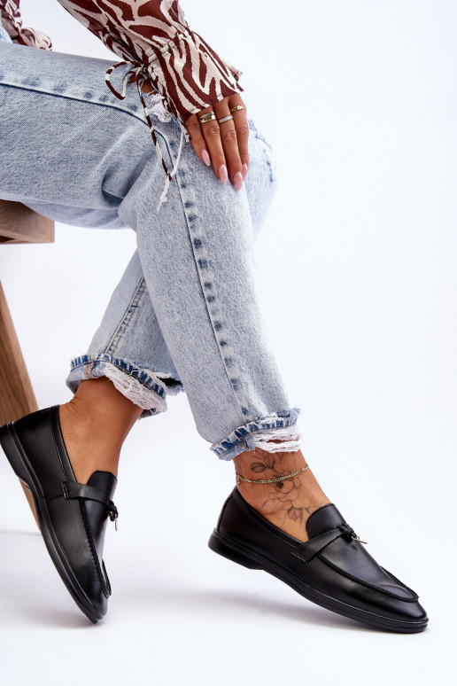 Klassisches Damen-Mokassin-Modell in der Farbe Schwarz von Cortez