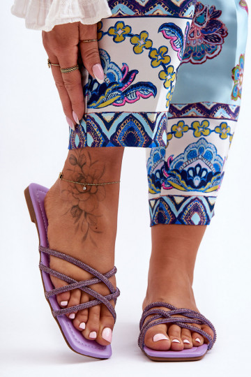 Hausschuhe mit Riemen I Lila Leomi 2