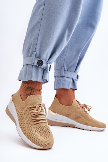 Visconti sandfarbene Sportschuhe eines auffälligen Modells