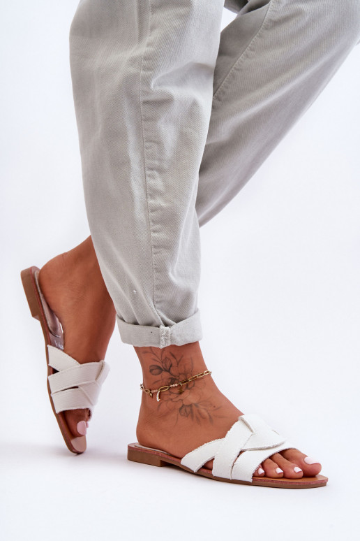 Weiße Hausschuhe von Aversa Weiße Hausschuhe von Aversa