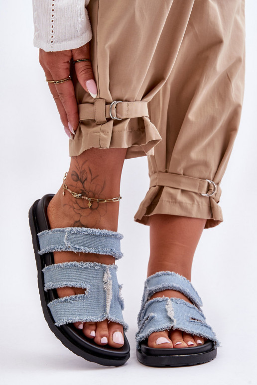 Hausschuhe mit Klebeverschlüssen in der blauen Farbe Lamirose Hausschuhe mit Klebeverschlüssen in der blauen Farbe Lamirose