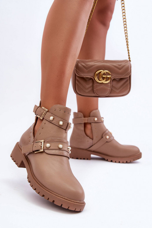 Damen-Stiefeletten mit Kunstperlen in der Farbe Beige Clarisa Damen-Stiefeletten mit Kunstperlen in der Farbe Beige Clarisa