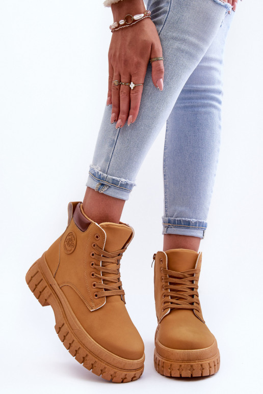 Schuhe mit Plateau in brauner Farbe Calys