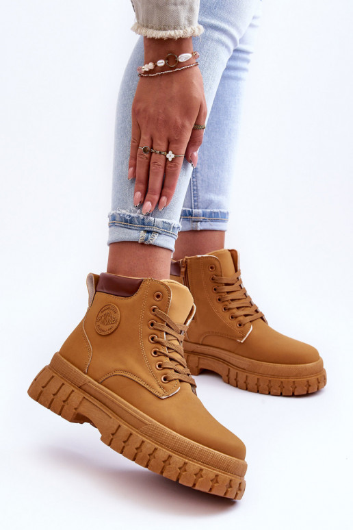 Schuhe mit Plateau in brauner Farbe Calys