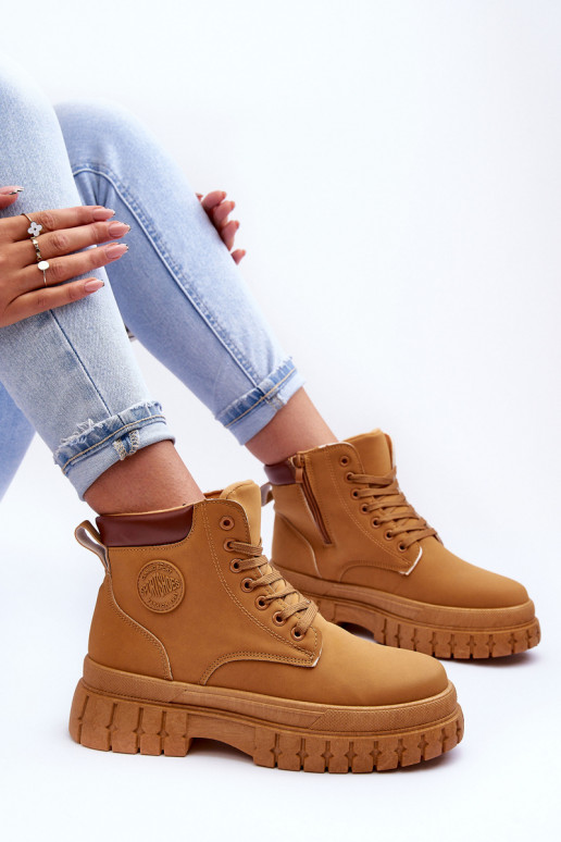 Schuhe mit Plateau in brauner Farbe Calys