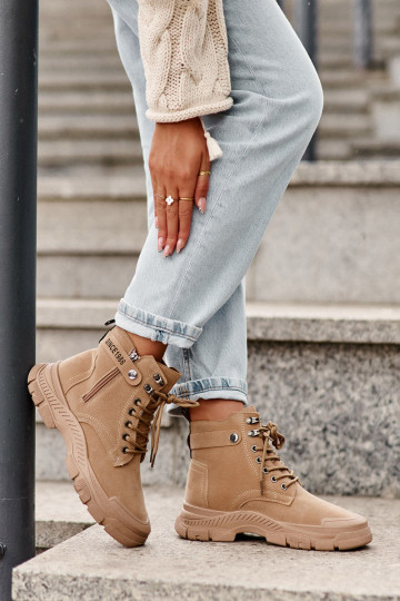 Gewärmt aus Wildleder Damenstiefel beige Farbe Jailina 2