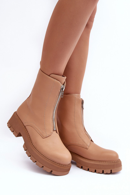 Stiefel mit breiten Absätzen und Reißverschlüssen in der Farbe Braun von Vimal Stiefel mit breiten Absätzen und Reißverschlüssen in der Farbe Braun von Vimal