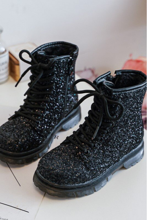 Kinderstiefel mit Glanz, wärmend mit Reißverschlüssen, schwarze Farbe Saussa