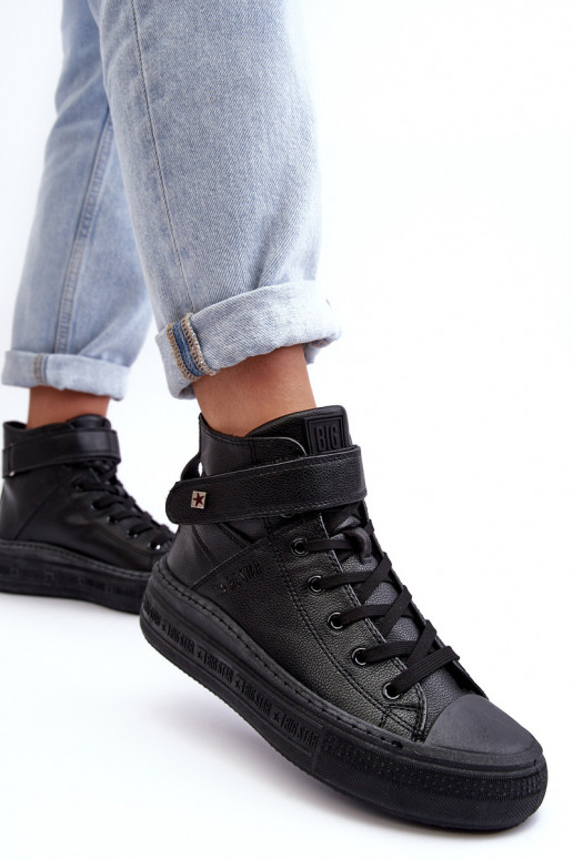 Freizeitschuhe erwärmt mit Plateau Big Star schwarz Farbe MM274008