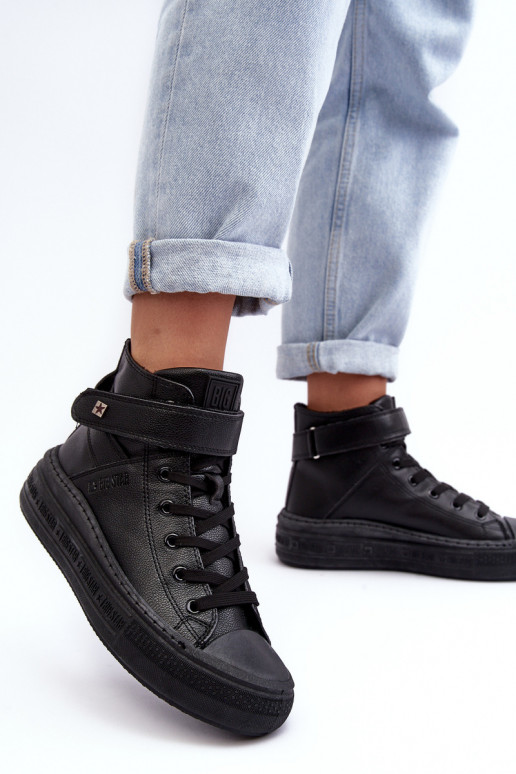 Freizeitschuhe erwärmt mit Plateau Big Star schwarz Farbe MM274008